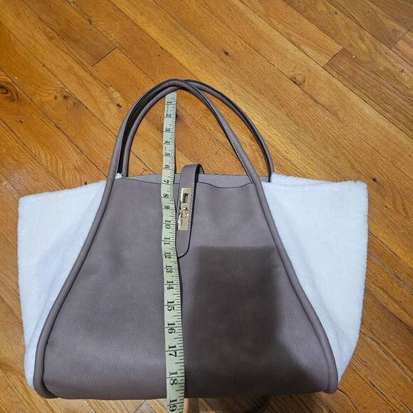 Un Billion Lacy Sheep Tote Bag Faux Suede - Picture 7 of 9